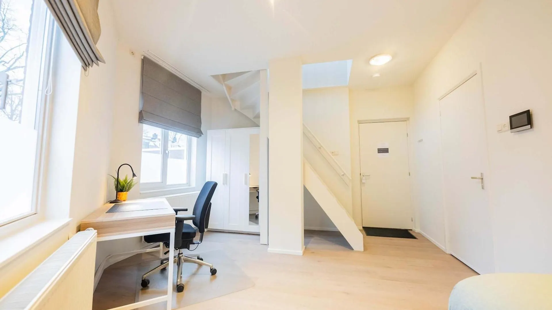 Royal 60M2 One Bedroom Apartment - Vw140A Эйндховен